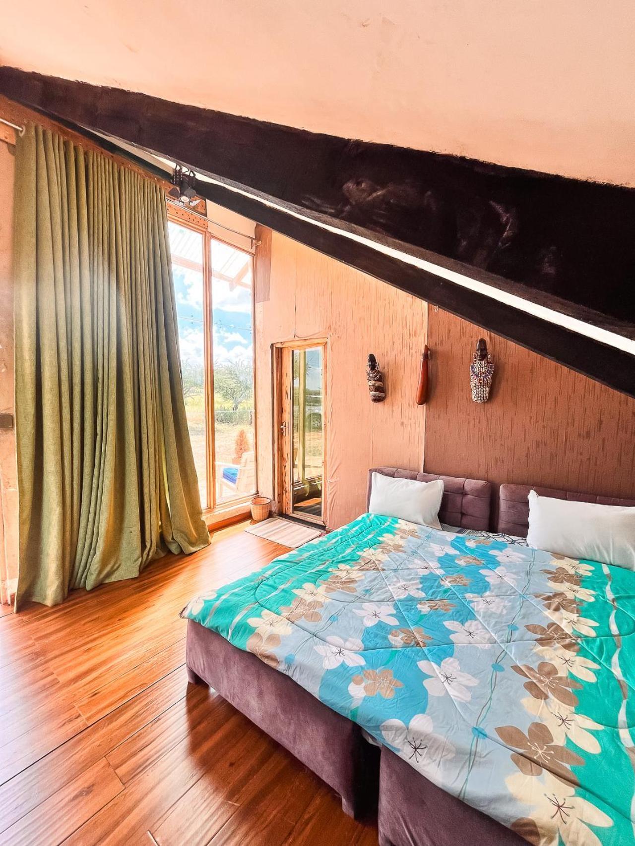Kilimanjaro View Cabin-Amboseli Oloitokitok Ruang foto