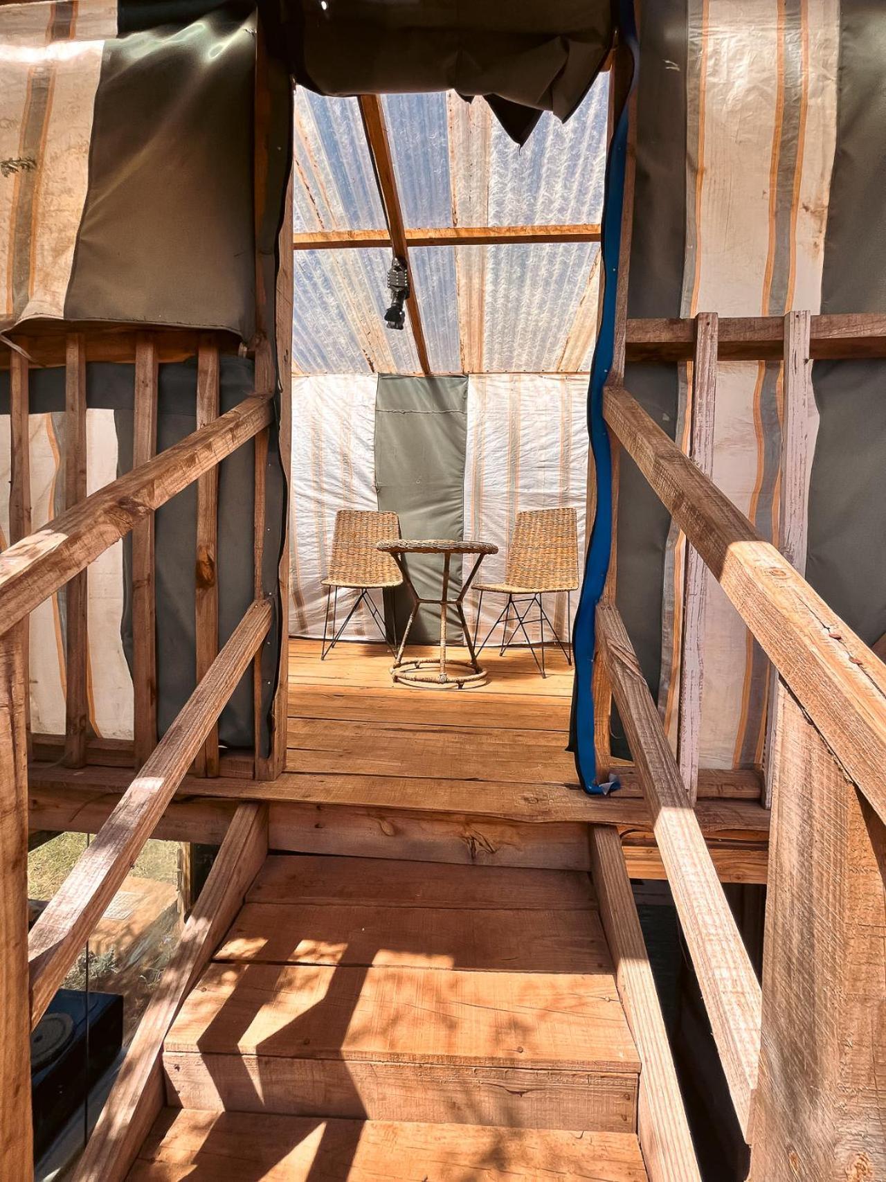 Kilimanjaro View Cabin-Amboseli Oloitokitok Ruang foto