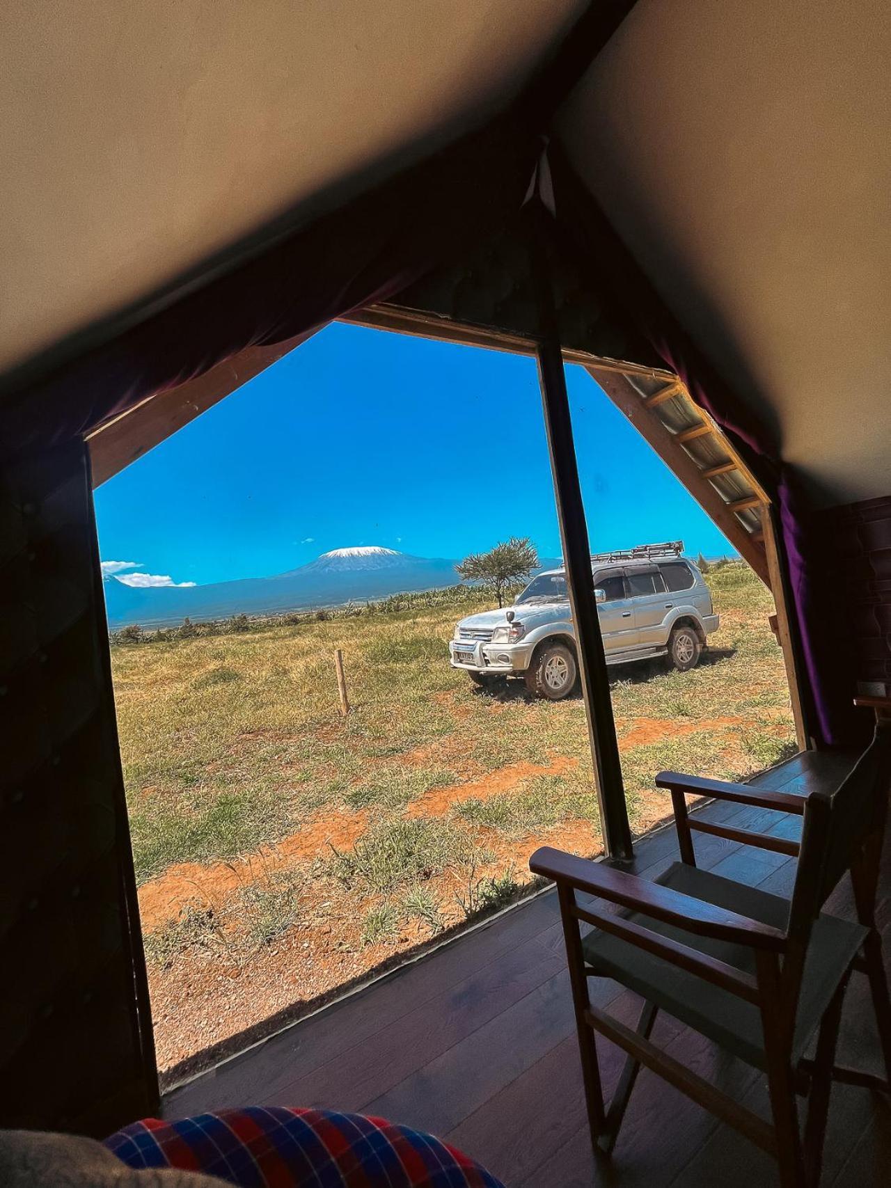 Kilimanjaro View Cabin-Amboseli Oloitokitok Bagian luar foto