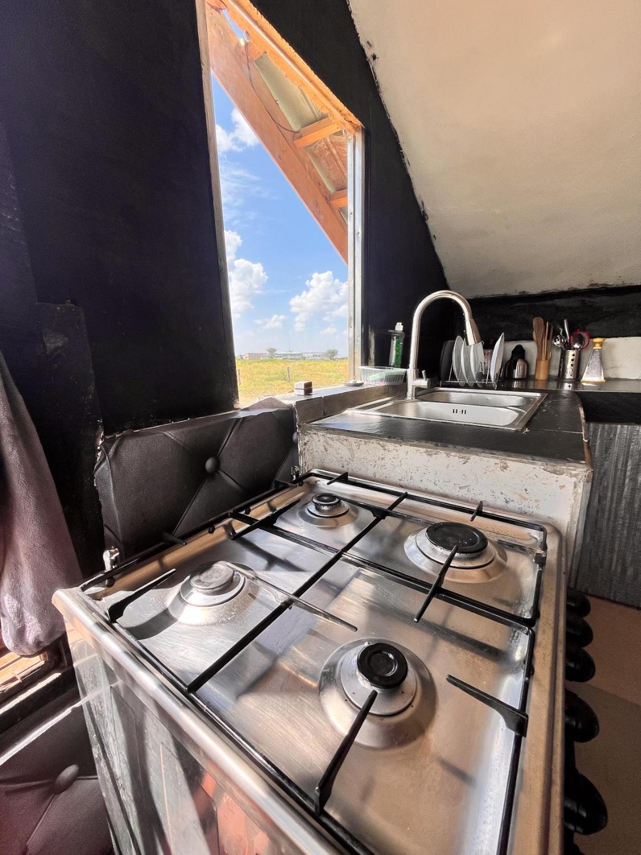 Kilimanjaro View Cabin-Amboseli Oloitokitok Bagian luar foto