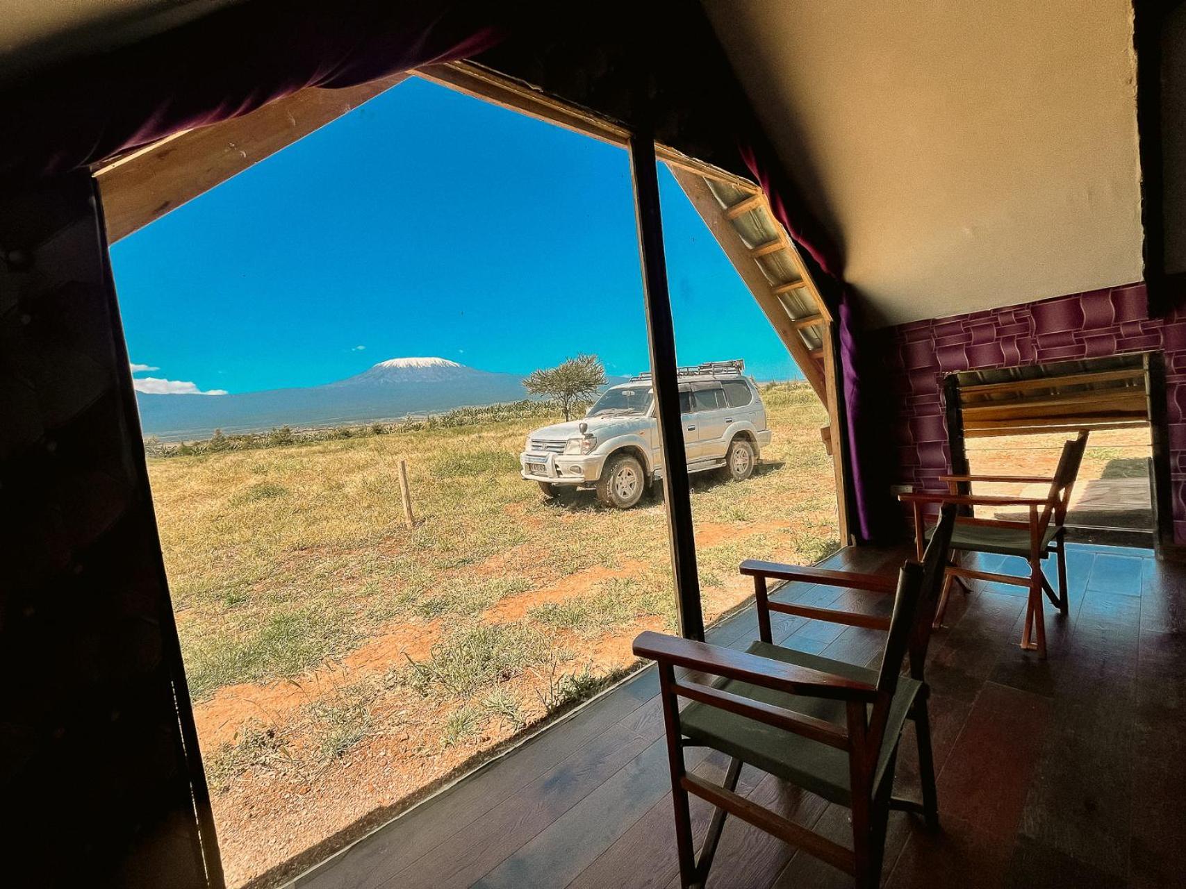 Kilimanjaro View Cabin-Amboseli Oloitokitok Bagian luar foto